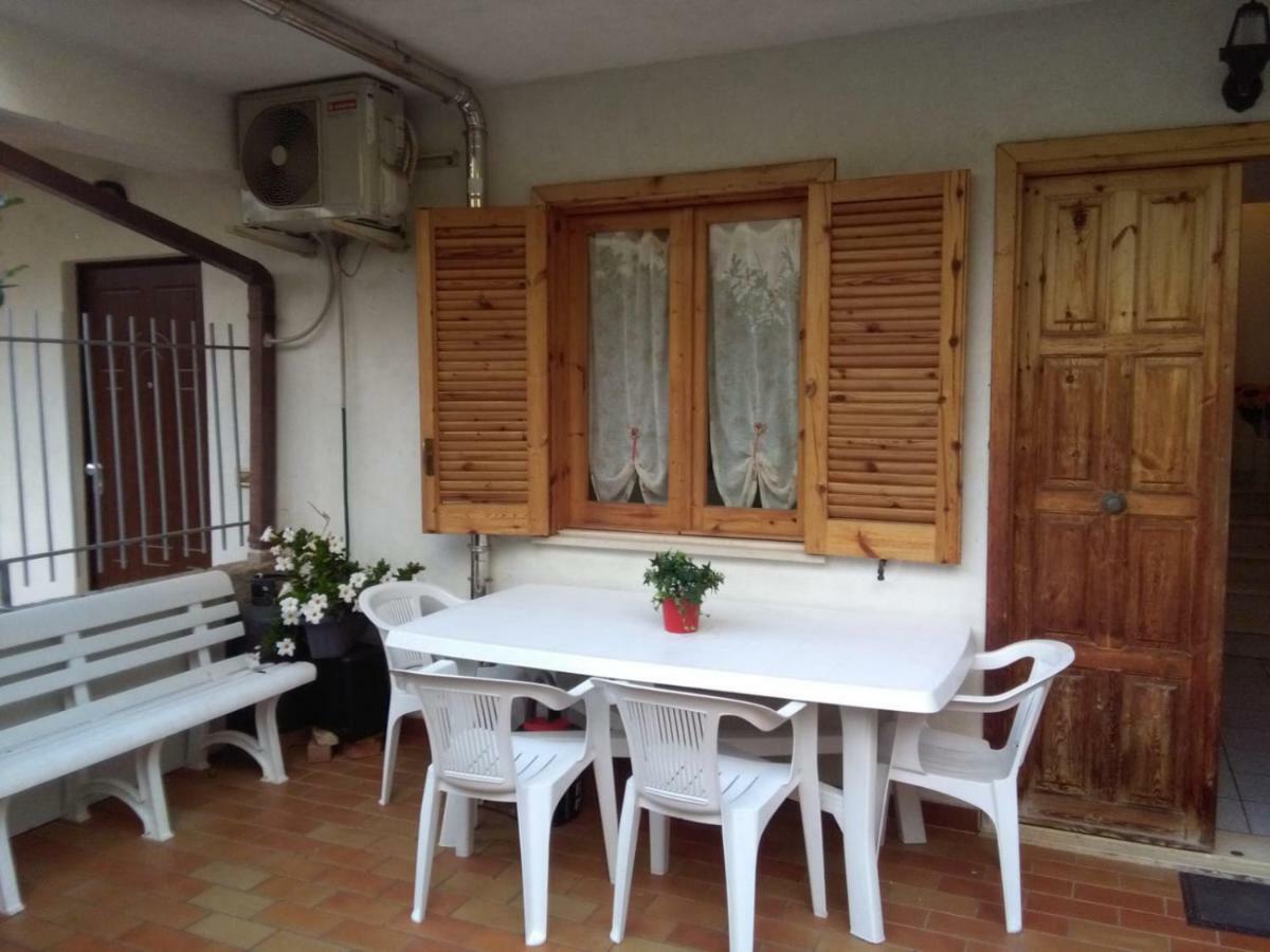 Villetta A Schiera Fiumefreddo Bruzio Exterior photo